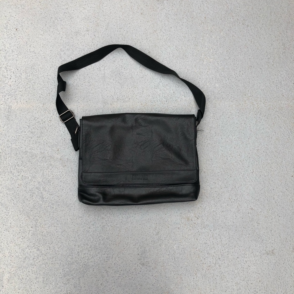 Kenneth Cole black satchel